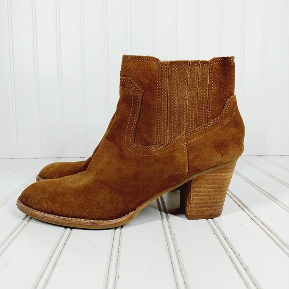 Dolce Vita Shoes - Dolce Vita Brown Suede Leather Pull On Side Elastic Block Heel Ankle Booties E44